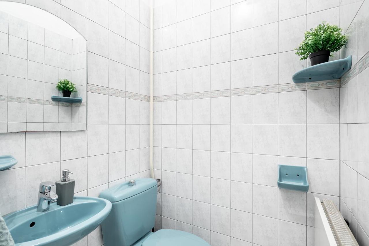 בודפשט Huge Apartment In The City Center מראה חיצוני תמונה
