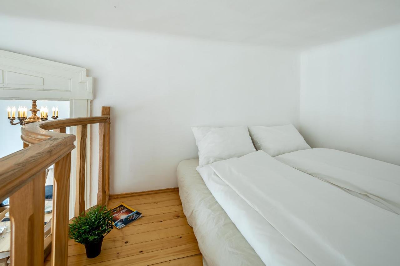 בודפשט Huge Apartment In The City Center מראה חיצוני תמונה